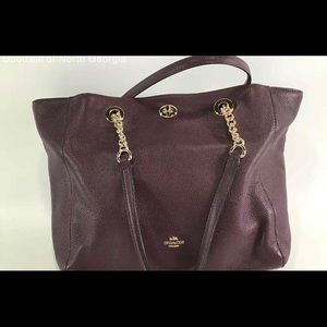 Coach plum shoulder bag